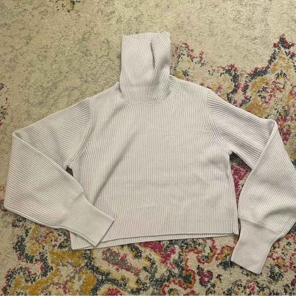 NWT Aritzia Wilfred Rebecca Turtleneck Sweater Merino Wool Frozen Grey Small - Picture 14 of 16